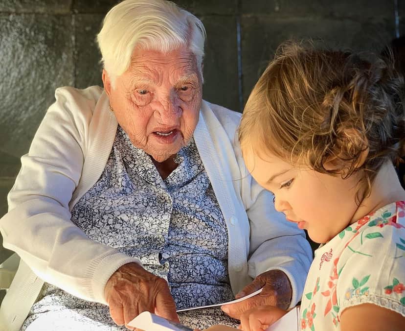 Bisavó e Bella (Foto: Reprodução/Instagram) Bisavó e Bella (Foto: Reprodução/Instagram)