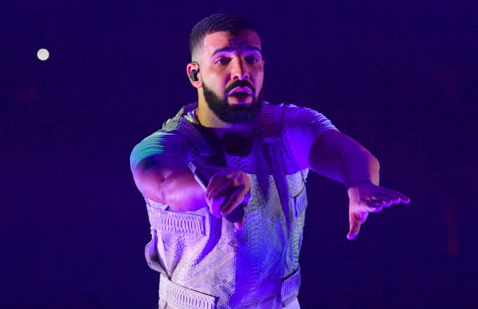 O rapper Drake fez um meme durante o Guidance de seu rival Chris Brown (Foto: Reprodução) O rapper Drake fez um meme durante o Guidance de seu rival Chris Brown (Foto: Reprodução)