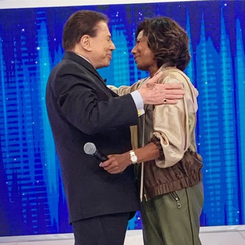 Gloria Maria e Silvio Santos (Reprodução) Gloria Maria e Silvio Santos (Reprodução)