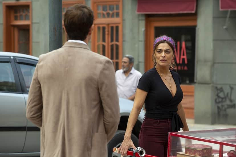Régis corre atrás de Maria da Paz em A Dona do Pedaço da Globo Régis corre atrás de Maria da Paz em A Dona do Pedaço da Globo