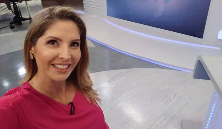 Vivian Santos comanda o MGTV na Globo Minas há 15 anos. (Foto: Reprodução) Vivian Santos comanda o MGTV na Globo Minas há 15 anos. (Foto: Reprodução)
