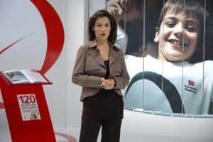 Renata Vasconcellos em vídeo para o Bradesco: emissora vai mudar regras sobre trabalhos extras de elenco jornalístico (Reprodução/VEJA) Renata Vasconcellos em vídeo para o Bradesco: emissora vai mudar regras sobre trabalhos extras de elenco jornalístico (Reprodução/VEJA)