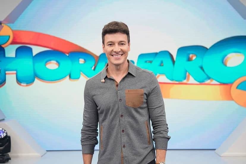 O apresentador Rodrigo Faro alfinetou a Globo (Foto: Divulgação) O apresentador Rodrigo Faro alfinetou a Globo (Foto: Divulgação)