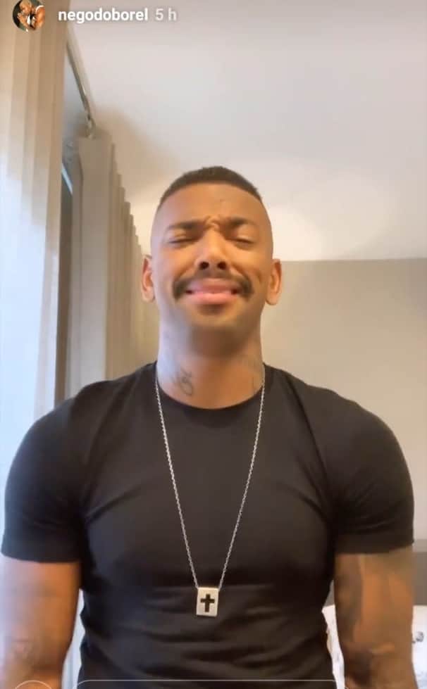 Nego do Borel está irritado com uma situação na sua casa. (Foto: Reprodução/Instagram) Nego do Borel está irritado com uma situação na sua casa. (Foto: Reprodução/Instagram)