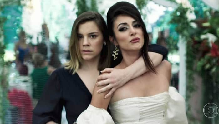Alice Wegmann (Dalila) e Anaju Dorigon (Camila) em cena do penúltimo capítulo de Órfãos da Terra, que bateu recorde de audiência (Foto: Reprodução/Globo) Alice Wegmann (Dalila) e Anaju Dorigon (Camila) em cena do penúltimo capítulo de Órfãos da Terra, que bateu recorde de audiência (Foto: Reprodução/Globo)