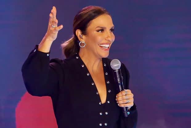 A cantora Ivete Sangalo no palco do Teleton 2019 (Foto: Reprodução) A cantora Ivete Sangalo no palco do Teleton 2019 (Foto: Reprodução)