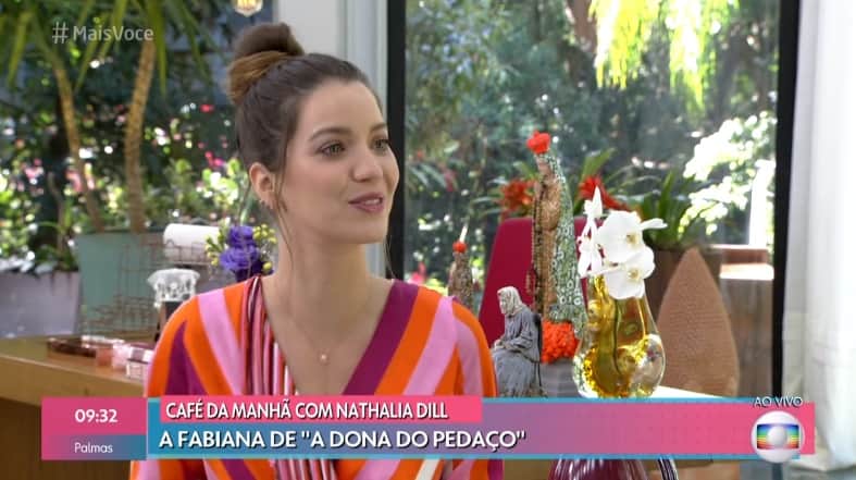 A atriz Nathalia Dill tomou um café com Ana Maria Braga e conversou sobre A Dona do Pedaço (Foto: Reprodução/Globo) A atriz Nathalia Dill tomou um café com Ana Maria Braga e conversou sobre A Dona do Pedaço (Foto: Reprodução/Globo)