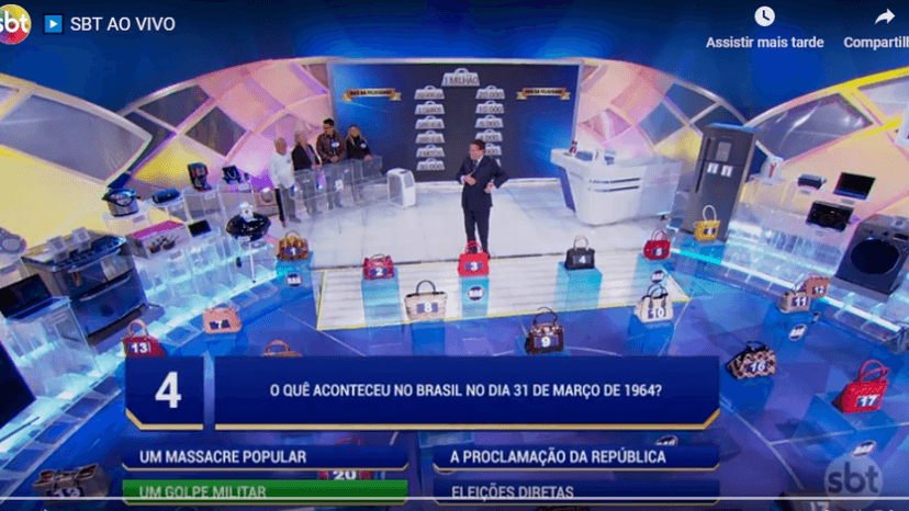 Silvio Santos resolveu mostrar sua opinião política durante o programa no SBT Silvio Santos resolveu mostrar sua opinião política durante o programa no SBT