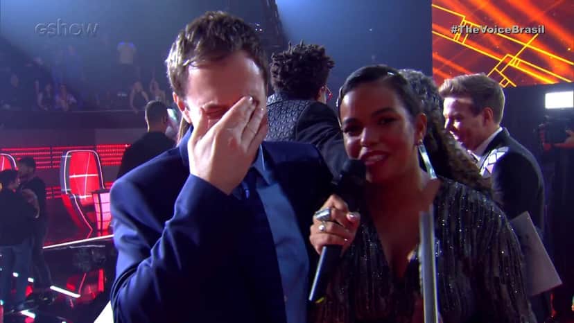 Tiago Leifert e Jeniffer Nascimento no The Voice Brasil (Foto: Reprodução) Tiago Leifert e Jeniffer Nascimento no The Voice Brasil (Foto: Reprodução)