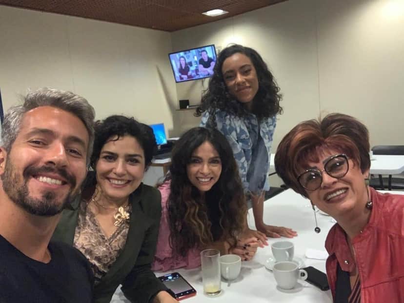 Danilo Vieira, Leticia Sabatella, Claudia Ohana, Yara Charry e Nany People nos bastidores do 'PopStar' — (Foto: Gshow) Danilo Vieira, Leticia Sabatella, Claudia Ohana, Yara Charry e Nany People nos bastidores do 'PopStar' — (Foto: Gshow)