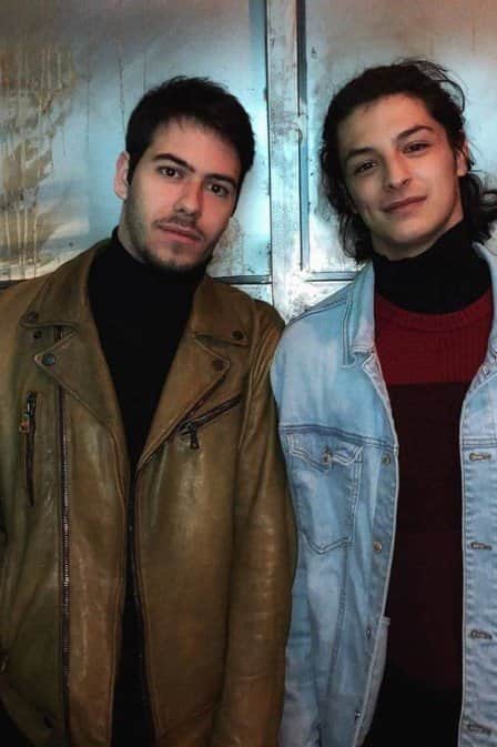 Futuros galãs: Antônio Benício e Pedro Waddington fazem teatro Foto: Reprodução/Instagram Futuros galãs: Antônio Benício e Pedro Waddington fazem teatro Foto: Reprodução/Instagram
