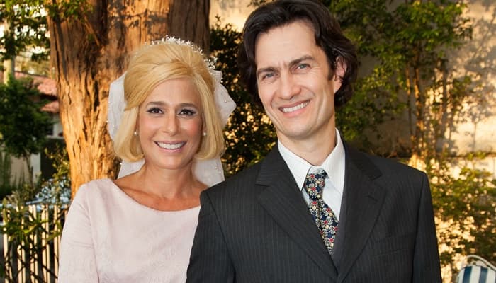 Andrea Beltrão (Hebe Camargo) e Gabriel Braga Nunes (Décio Capuano - primeiro marido) na minissérie Hebe (Foto: Globo/Marcos Rosa) Andrea Beltrão (Hebe Camargo) e Gabriel Braga Nunes (Décio Capuano - primeiro marido) na minissérie Hebe (Foto: Globo/Marcos Rosa)