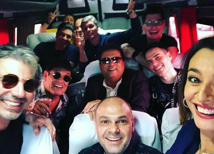 Cátia Fonseca, Sérgio Malandro, Luiz Bacci e famosos se reunem e chamam atenção em encontro inesperado (Foto:Reprodução /Instagram) Cátia Fonseca, Sérgio Malandro, Luiz Bacci e famosos se reunem e chamam atenção em encontro inesperado (Foto:Reprodução /Instagram)
