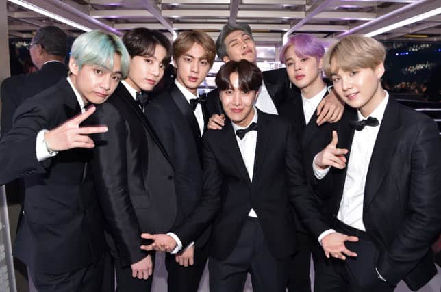 Integrantes do BTS terão que prestar serviço militar, o que pode fazer com que o grupo dê uma pausa de até 5 anos (Foto: Reprodução) Integrantes do BTS terão que prestar serviço militar, o que pode fazer com que o grupo dê uma pausa de até 5 anos (Foto: Reprodução)