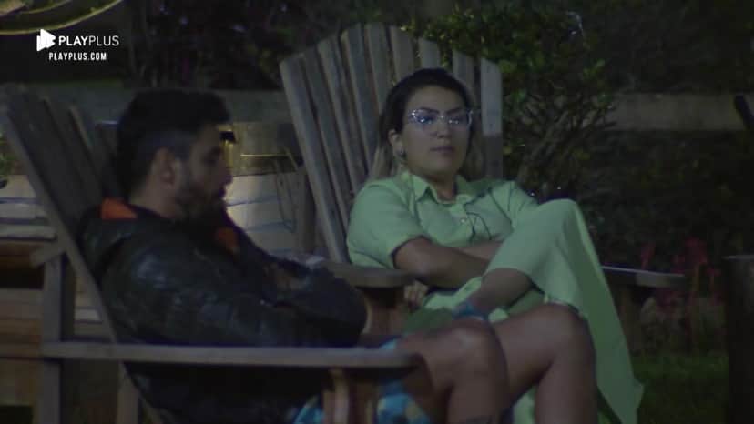 Thayse Teixeira e Diego Grossi falam mal de Hariany Almeida em A Fazenda (Reprodução: PlayPlus/Record TV) Thayse Teixeira e Diego Grossi falam mal de Hariany Almeida em A Fazenda (Reprodução: PlayPlus/Record TV)