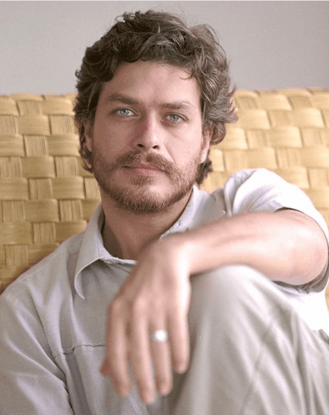 Fabio Assunção bem mais jovem em foto (Foto: Reprodução/ Instagram) Globo Fabio Assunção bem mais jovem em foto (Foto: Reprodução/ Instagram) Globo
