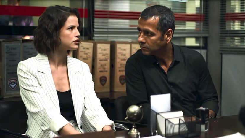 Josiane e Amadeu em cena da novela das 21h, A Dona do Pedaço (Foto: Reprodução) Josiane e Amadeu em cena da novela das 21h, A Dona do Pedaço (Foto: Reprodução)