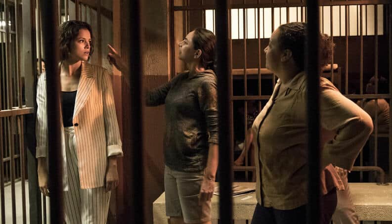 Josiane (Agatha Moreira) após ser presa vai direto para o hospício em A Dona do Pedaço da Globo (Foto: Divulgação/TV Globo) Josiane (Agatha Moreira) após ser presa vai direto para o hospício em A Dona do Pedaço da Globo (Foto: Divulgação/TV Globo)