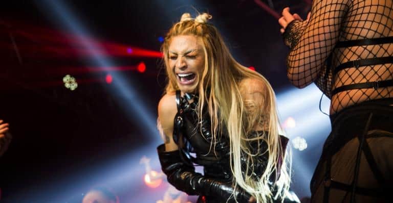 A cantora Pabllo Vittar não conseguiu segurar as lágrimas durante seu aniversário (Foto: Reprodução) A cantora Pabllo Vittar não conseguiu segurar as lágrimas durante seu aniversário (Foto: Reprodução)