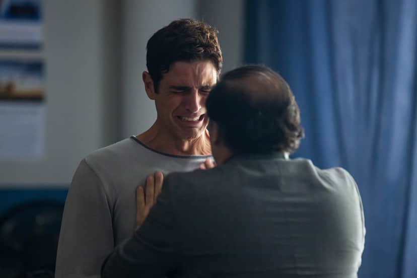 Régis ao se encontrar com Deus na novela A Dona do Pedaço (Foto: Reprodução) Régis ao se encontrar com Deus na novela A Dona do Pedaço (Foto: Reprodução)
