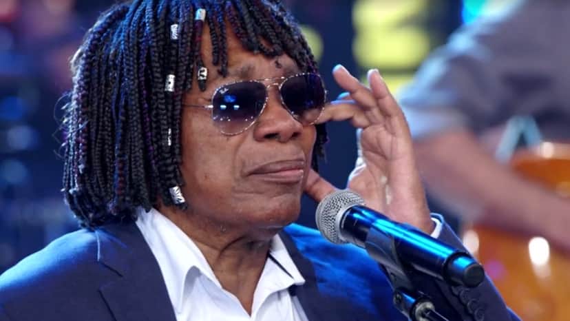 Milton Nascimento se derramou em lágrimas no Domingão do Faustão (Foto: Reprodução) Milton Nascimento se derramou em lágrimas no Domingão do Faustão (Foto: Reprodução)