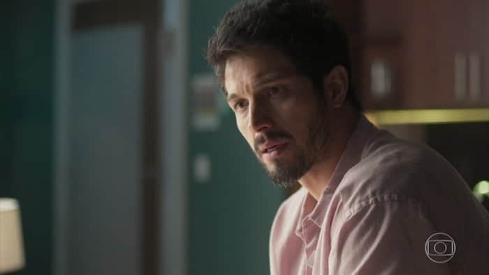 Marcos (Romulo Estrela) em Bom Sucesso (Foto: Reprodução/Globo) Marcos (Romulo Estrela) em Bom Sucesso (Foto: Reprodução/Globo)