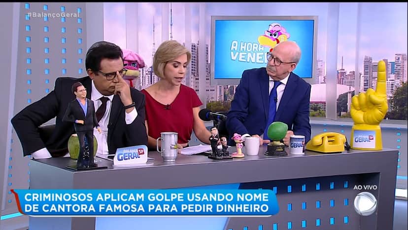 Keila Jimenez apresenta A Hora da Venenosa ao lado de Geraldo Luís e Renato Lombardi (Imagem: Reprodução) Keila Jimenez apresenta A Hora da Venenosa ao lado de Geraldo Luís e Renato Lombardi (Imagem: Reprodução)