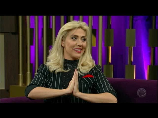 A apresentadora Mariane no Programa do Porchat na Record (Imagem: Reprodução) A apresentadora Mariane no Programa do Porchat na Record (Imagem: Reprodução)