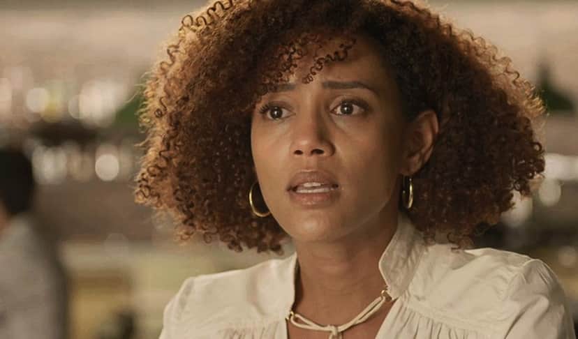 Vitória impactada em Amor de Mãe Vitória impactada em Amor de Mãe