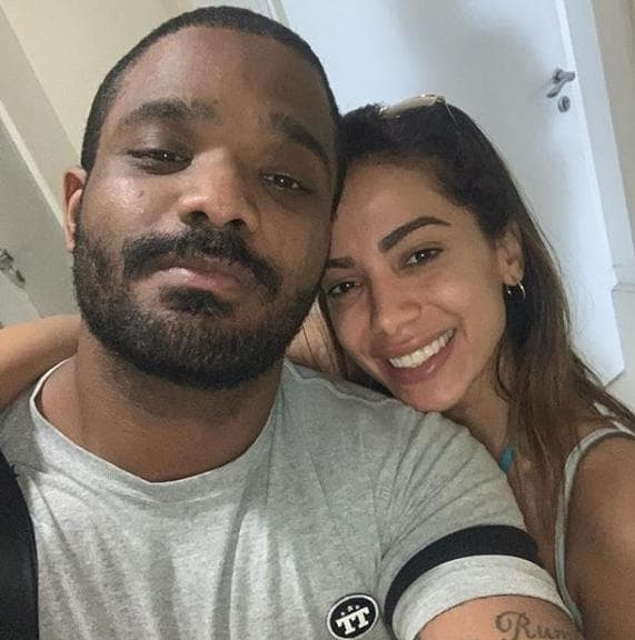 Arlindinho Cruz resolveu se declarar para a cantora Anitta (Foto: Reprodução) Arlindinho Cruz resolveu se declarar para a cantora Anitta (Foto: Reprodução)