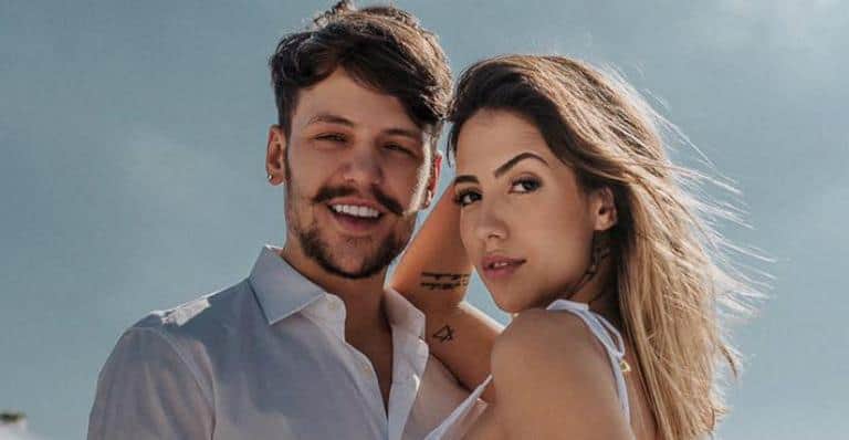 Saulo Poncio e Gabi Brandt se casaram recentemente (Imagem: Reprodução / Instagram) Saulo Poncio e Gabi Brandt se casaram recentemente (Imagem: Reprodução / Instagram)