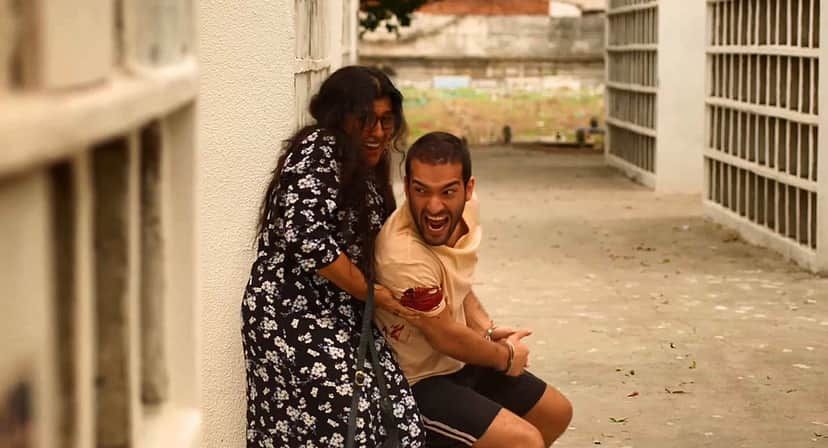 Lurdes e Sandro em cena da novela das 21h, Amor de Mãe (Foto: Reprodução) Lurdes e Sandro em cena da novela das 21h, Amor de Mãe (Foto: Reprodução)