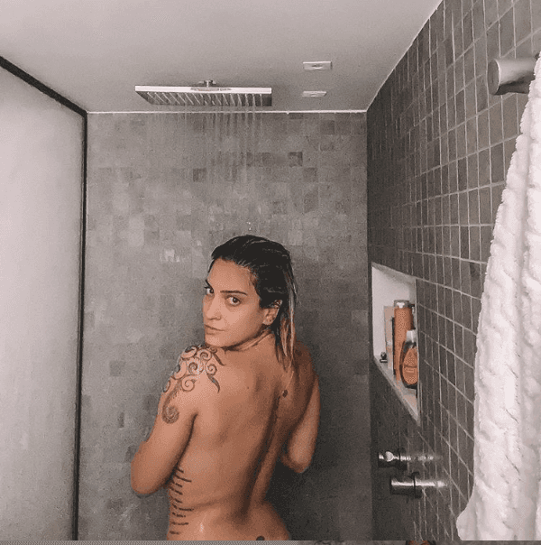Tati dias Tati dias