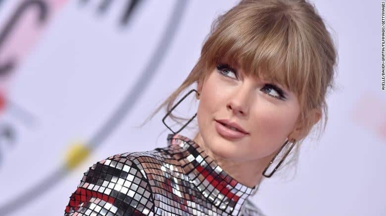 Taylor Swift se recusou a participar do Grammy por saber que não ia ganhar (Foto: Reprodução) Taylor Swift se recusou a participar do Grammy por saber que não ia ganhar (Foto: Reprodução)