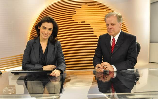 A apresentadora do Jornal Nacional, da Globo, no Bom dia Brasil ao lado de Chico Pinheiro (Foto: Reprodução/Globoplay) A apresentadora do Jornal Nacional, da Globo, no Bom dia Brasil ao lado de Chico Pinheiro (Foto: Reprodução/Globoplay)
