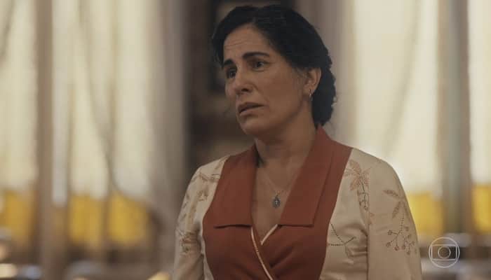 Lola (Gloria Pires) ficará em choque com decisão de Julinho em Éramos Seis (Foto: Reprodução/Globo) Lola (Gloria Pires) ficará em choque com decisão de Julinho em Éramos Seis (Foto: Reprodução/Globo)