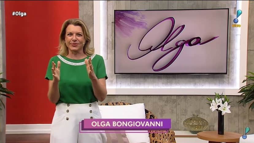 A RedeTV! surpreendeu e demitiu Olga Bongiovanni de seu programa - Foto: Reprodução A RedeTV! surpreendeu e demitiu Olga Bongiovanni de seu programa - Foto: Reprodução