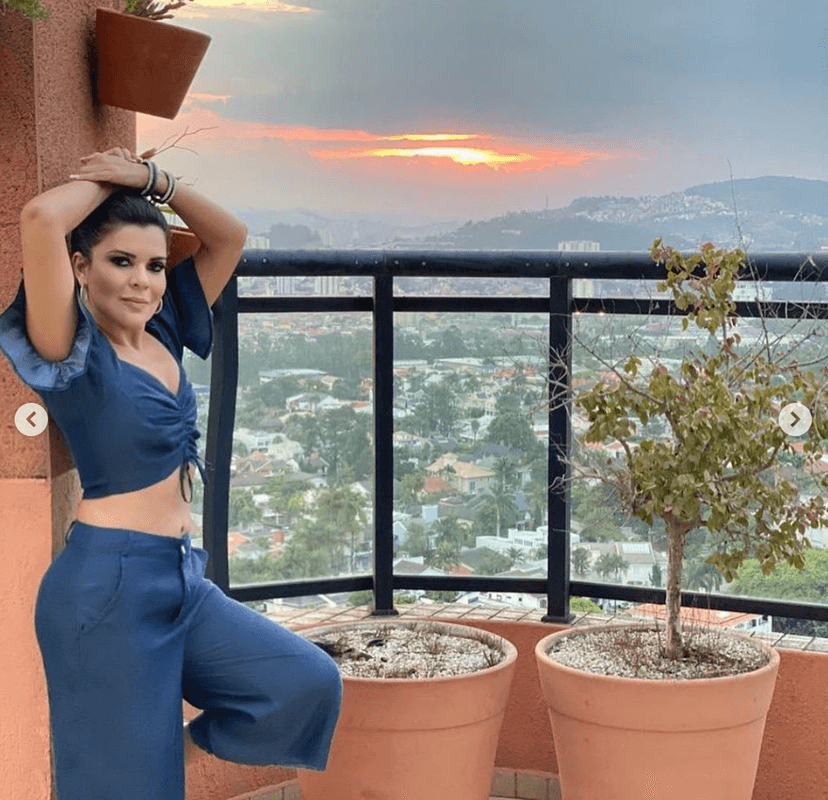Como Renata Fan, Mara Maravilha também foi criticada Como Renata Fan, Mara Maravilha também foi criticada