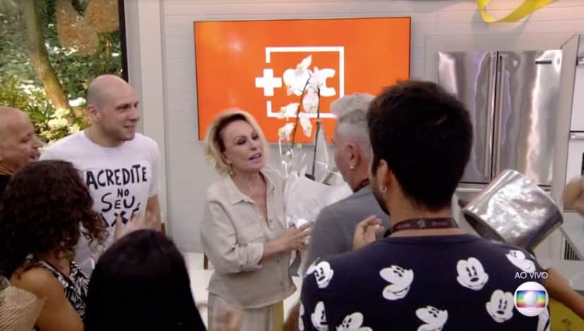 Lutando contra grave câncer, Ana Maria Braga recebe homenagem da equipe do Mais Você. Foto: Reprodução Lutando contra grave câncer, Ana Maria Braga recebe homenagem da equipe do Mais Você. Foto: Reprodução