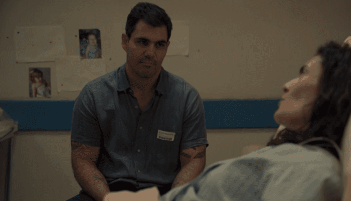 Magno (Juliano Cazarré) descobre farsa da mulher em Amor de Mãe (Foto: Reprodução/Globo) Magno (Juliano Cazarré) descobre farsa da mulher em Amor de Mãe (Foto: Reprodução/Globo)