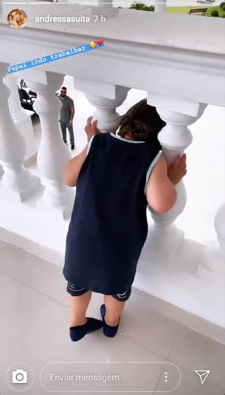 Gusttavo Lima se despediu dos filhos antes de ir para um show (Foto: Reprodução/ Instagram) Gusttavo Lima se despediu dos filhos antes de ir para um show (Foto: Reprodução/ Instagram)