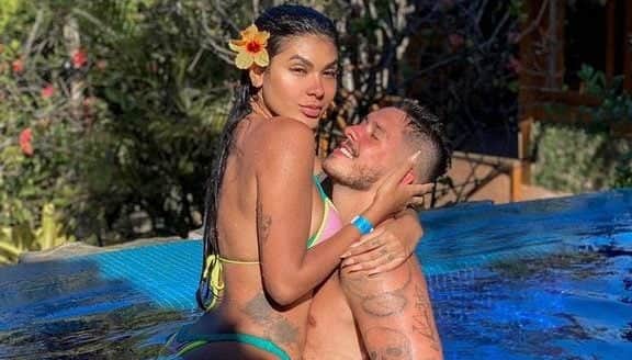 Pocah se declara para o namorado Ronan Souza, ex de Anitta (Imagem: Instagram) Pocah se declara para o namorado Ronan Souza, ex de Anitta (Imagem: Instagram)