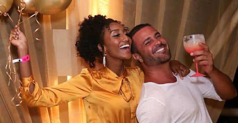 Rodrigo Phavanello e Sabrina Paiva, ambos de A Fazenda, vão se casar (Foto: Reprodução/ Instagram) Rodrigo Phavanello e Sabrina Paiva, ambos de A Fazenda, vão se casar (Foto: Reprodução/ Instagram)