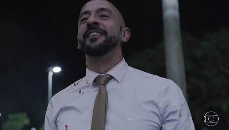 Álvaro enlouquecido em Amor de Mãe Álvaro enlouquecido em Amor de Mãe