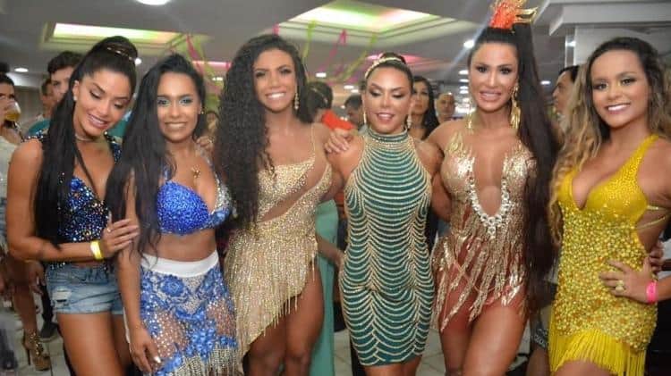 Gracyanne Barbosa tomou a mesma atitude em relação a ex de Belo (Foto: Divulgação) Gracyanne Barbosa tomou a mesma atitude em relação a ex de Belo (Foto: Divulgação)