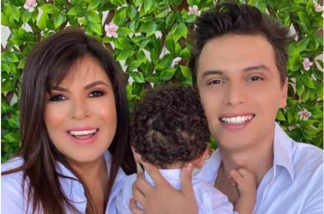 Mara Maravilha com o marido e filho Benjamim (Foto: Reprodução) Mara Maravilha com o marido e filho Benjamim (Foto: Reprodução)