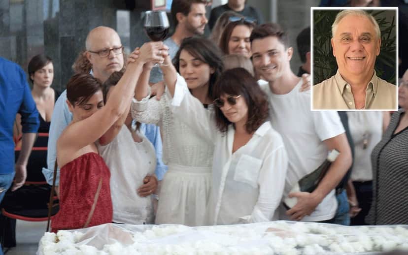 Familiares brindaram em velório de Marcelo Rezende (Reprodução) Familiares brindaram em velório de Marcelo Rezende (Reprodução)