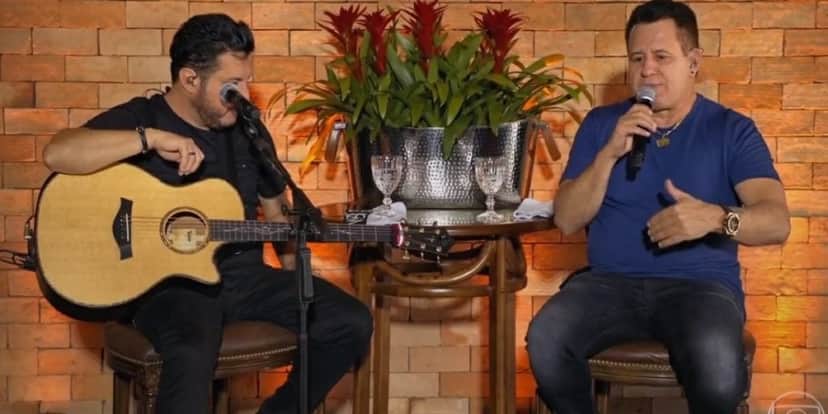 Bruno e Marrone se desentenderam ao vivo sobre 'briga' com famoso em conversa com Bial Bruno e Marrone se desentenderam ao vivo sobre 'briga' com famoso em conversa com Bial