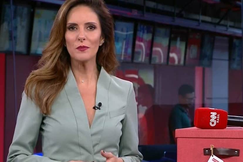 Monalisa Perrone comanda o Grande Debate na CNN Brasil (Foto: Reprodução) Monalisa Perrone comanda o Grande Debate na CNN Brasil (Foto: Reprodução)