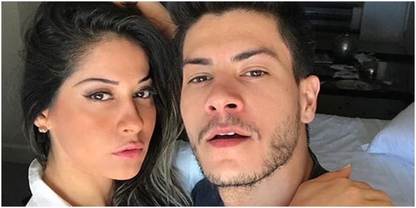 Arthur Aguiar surge aos prantos e nega que tenha sido abusador com Mayra Cardi (Foto: Reprodução) Arthur Aguiar surge aos prantos e nega que tenha sido abusador com Mayra Cardi (Foto: Reprodução)